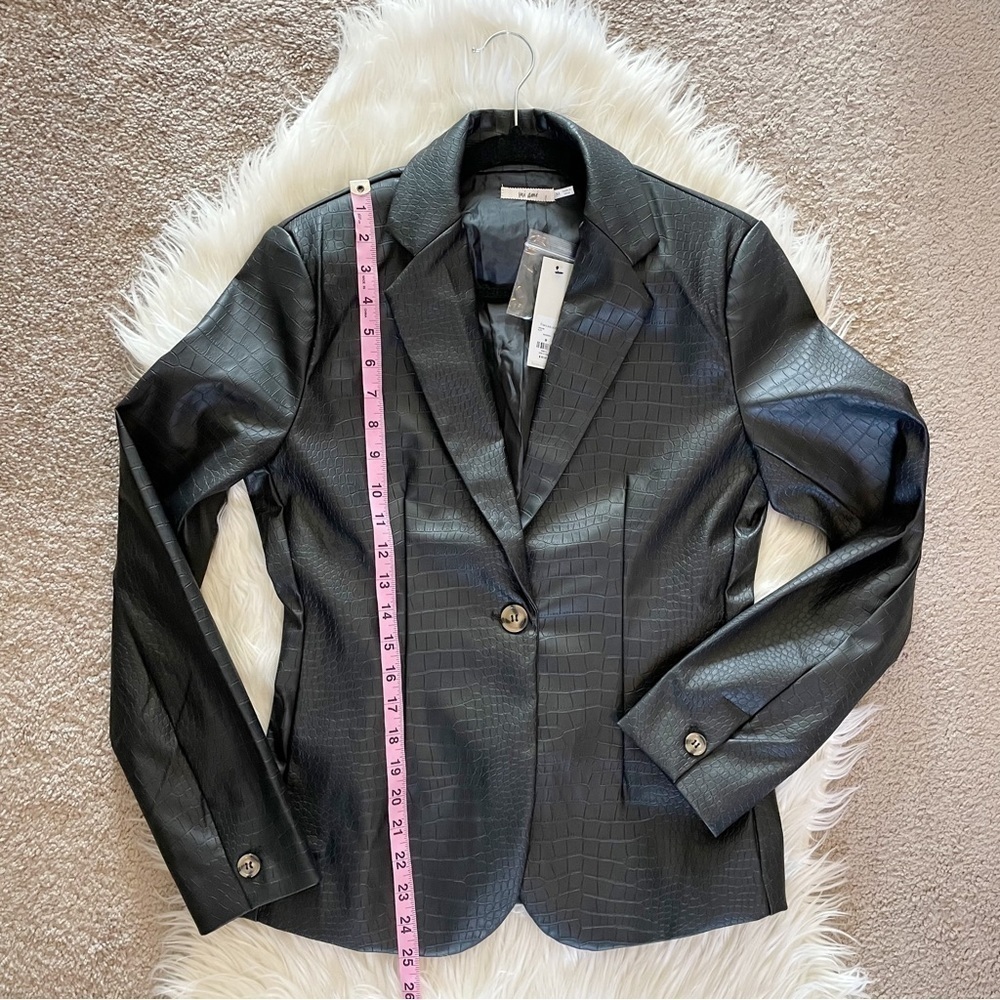 Francesca’s Xoe Snake Embossed Vegan Leather Black Blazer New With Tags - Picture 10 of 11